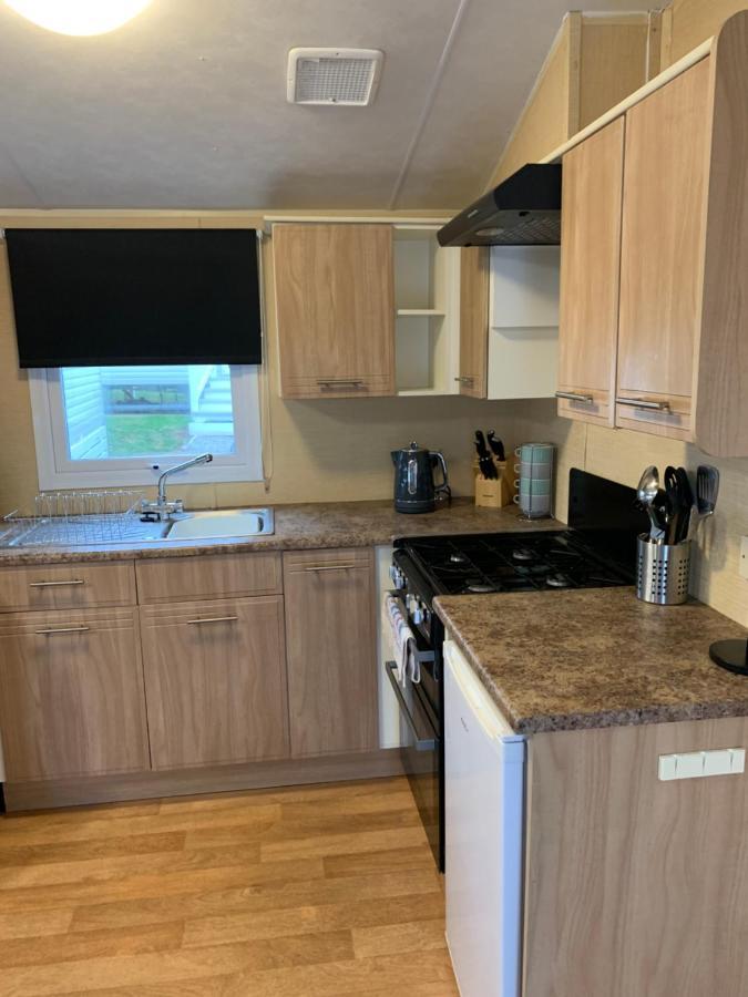 Newquay Bay Porth Caravan Hotel Buitenkant foto