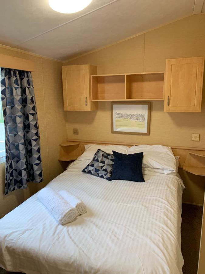 Newquay Bay Porth Caravan Hotel Buitenkant foto