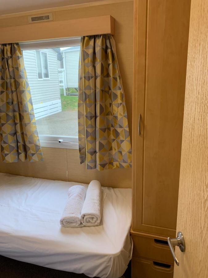Newquay Bay Porth Caravan Hotel Buitenkant foto