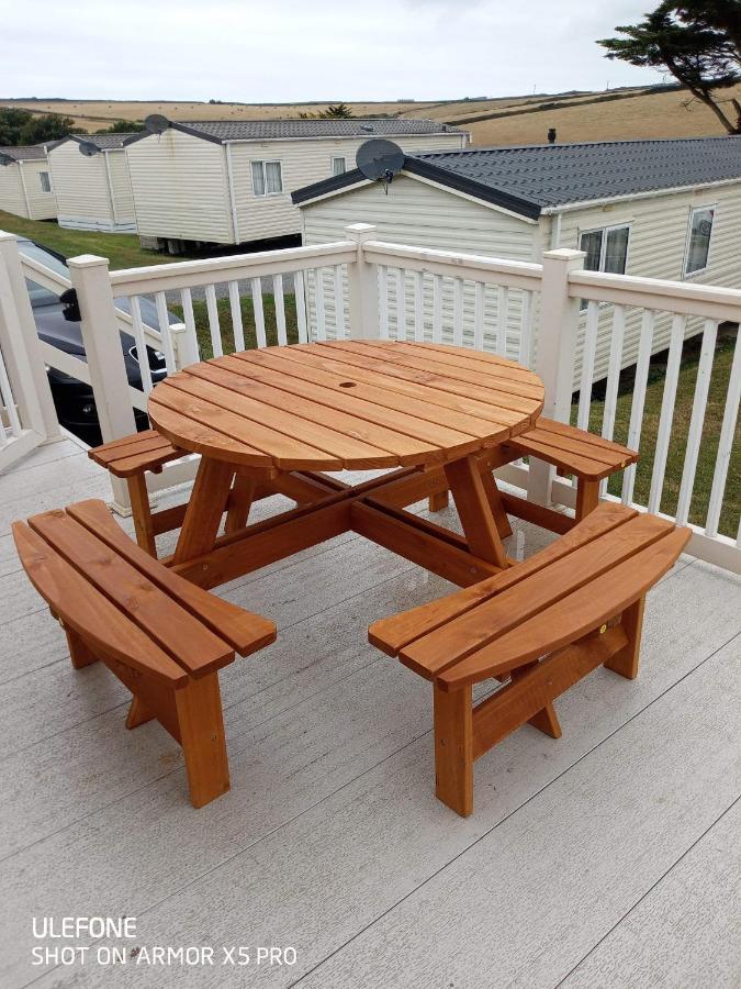 Newquay Bay Porth Caravan Hotel Buitenkant foto